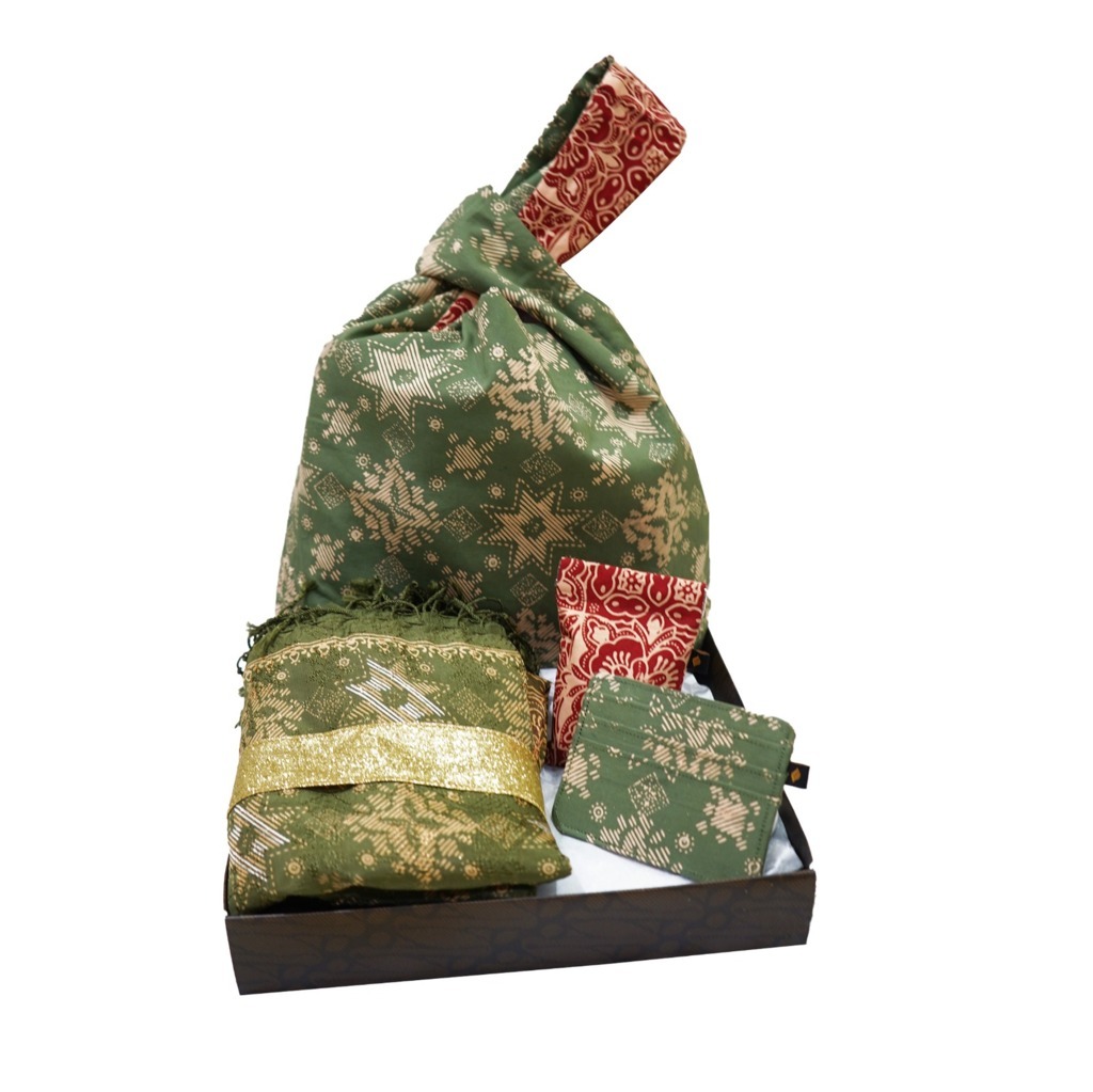 Christmas Hampers A (Green + Red Gradation)