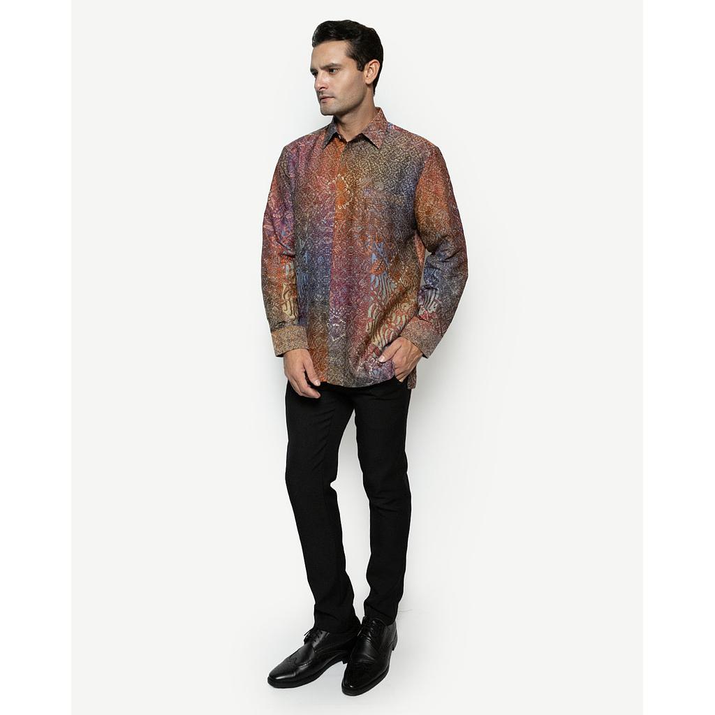 Hand-Drawn Batik Shirt With Boket Junjung Drajat Pattern