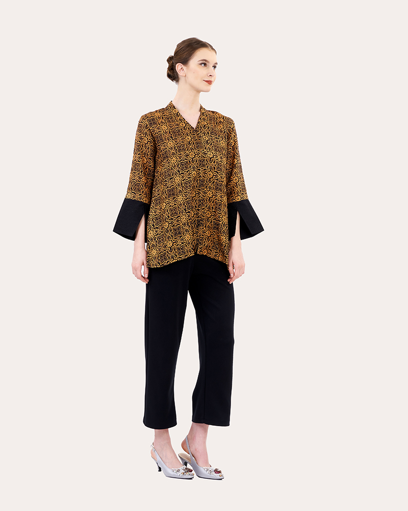 Short Sleeve Batik Blouse