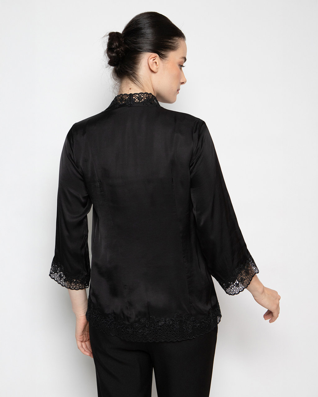 KEBAYA ENCIM JANITRA