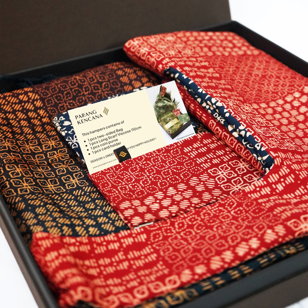 Christmas Hampers A (Red + Mocca)