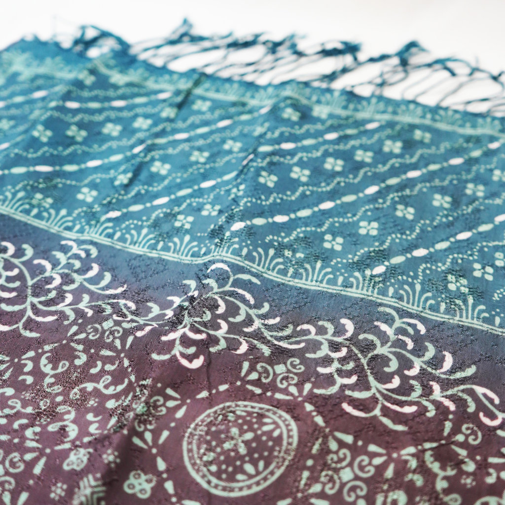 Christmas Hampers B (Red + Green Gradation)