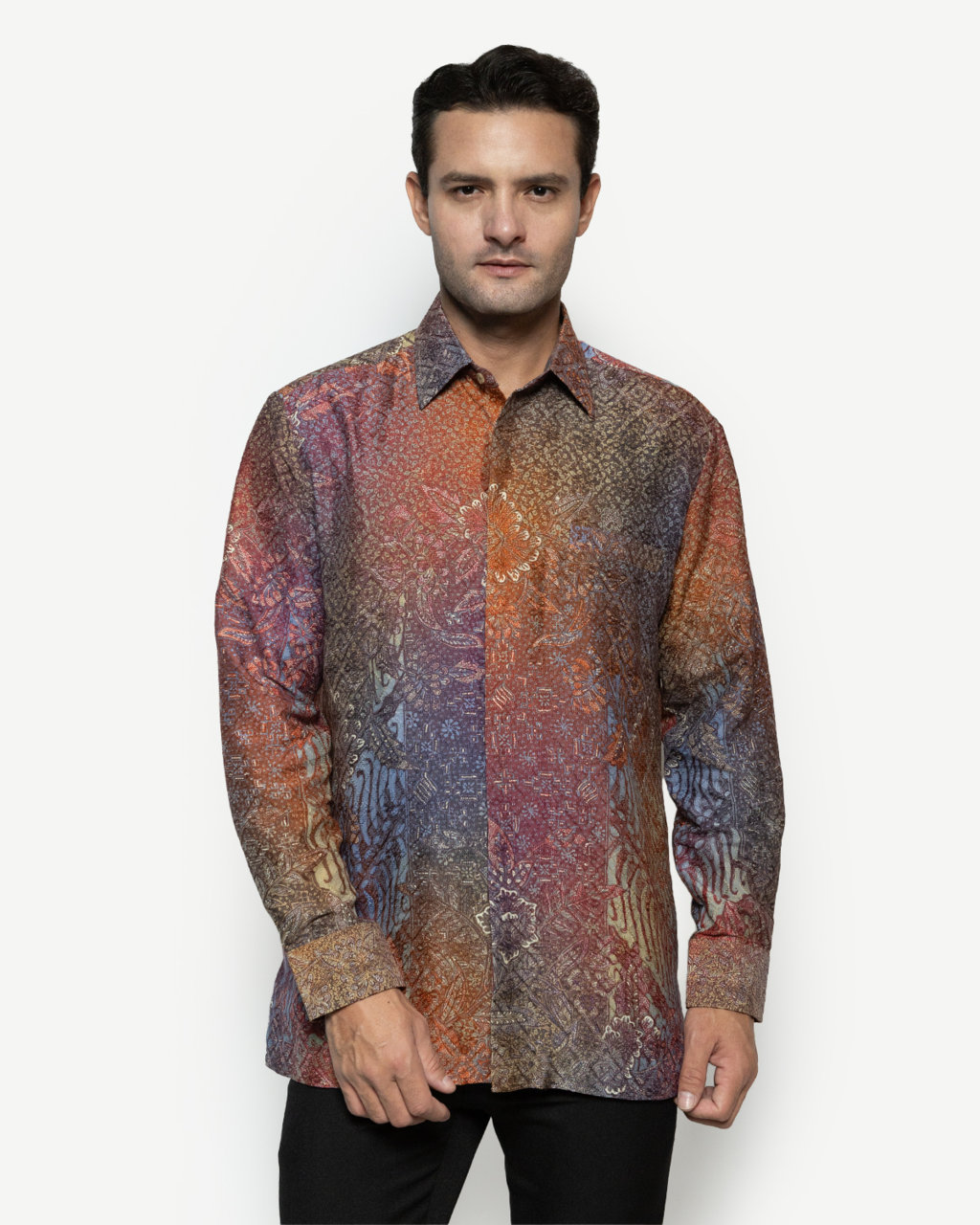 Hand-Drawn Batik Shirt With Boket Junjung Drajat Pattern